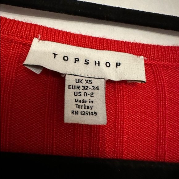 Topshop Red Ribbed Long Sleeve Knit Top Slim Fit V-Neck Shirt Womens Size 0-2 - Picture 6 of 10